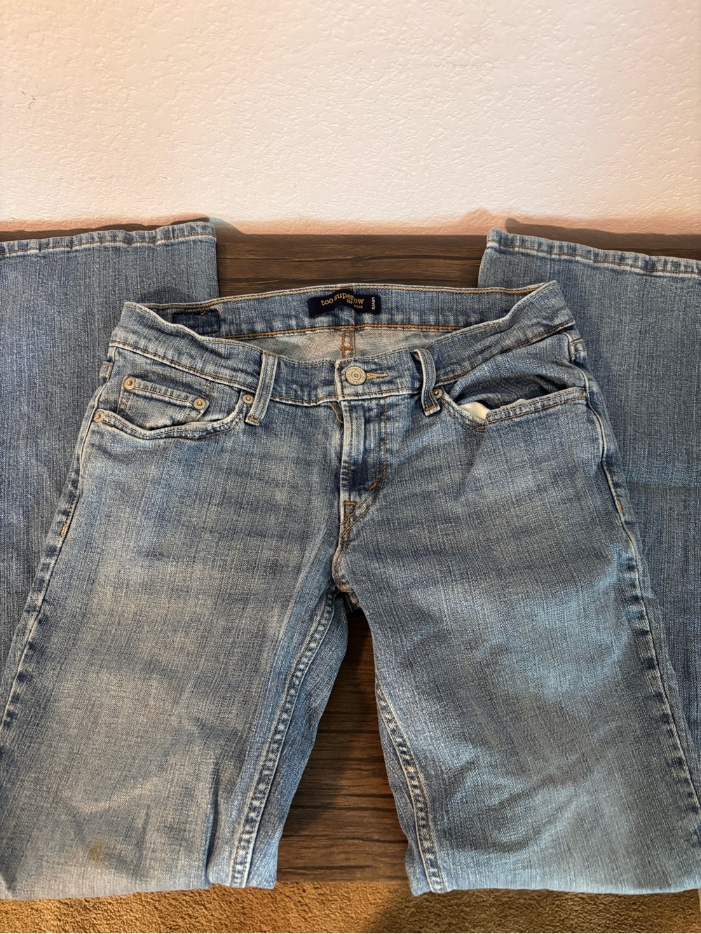 Levis jeans size 9
